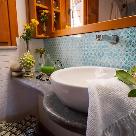 Terre Di Bea By The Sea , Cefalu' Sicily Italy بيت للعطل