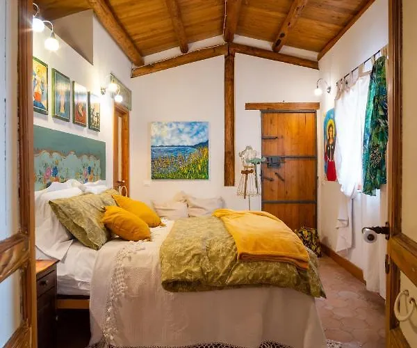 Terre Di Bea By The Sea , Cefalu' Sicily Italy *