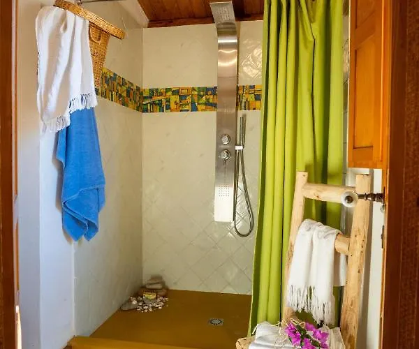 Terre Di Bea By The Sea , Cefalu' Sicily Italy *